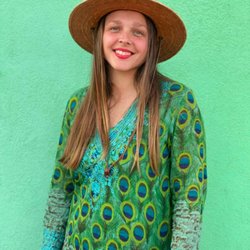 Holistic Health on the Coast - Pleasure to meet you, my name is Savannah!
