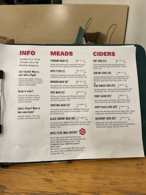 Bløm Mead + Cider by null