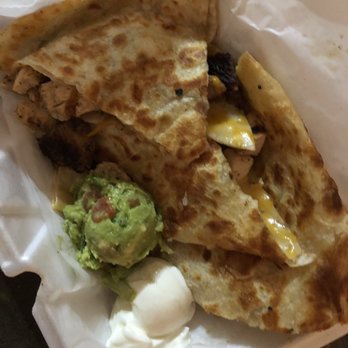 Porton Mexican Kitchen - Steak quesadilla - Mexican Near Me - Knoxville, Tennessee