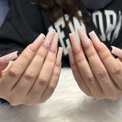 ALUX NAIL SPA - Nail arts