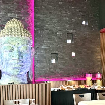 Bombay Darbar - Brunch Fruit and dessert table - Indian Near Me - Doral, Florida