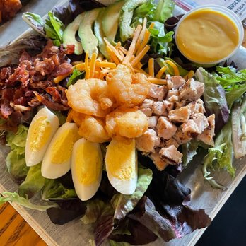 Vinson's Pub And Eatery - Cobb salad - American Near Me - Clayton, North Carolina Vinson's Pub And Eatery - Cobb salad - American Near Me - Clayton, North Carolina