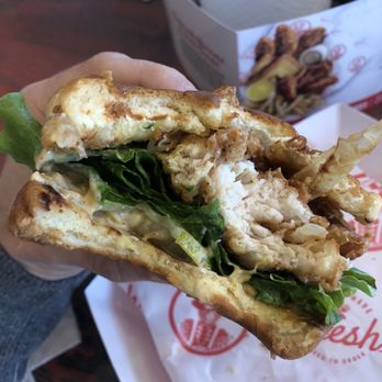 Slim Chickens - Chicken was only 1/2 the size of the bun. - Southern Near Me - Pearland, Texas