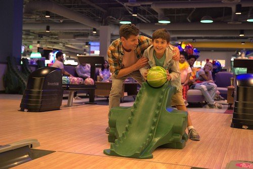 Round1 Bowling & Arcade Exton Square by null