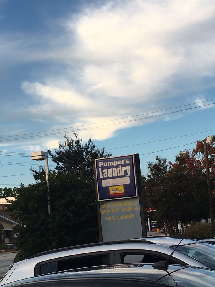 PUMPERS LAUNDRY Updated September 2024 31 Photos 339 S