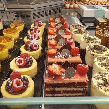 Eclair Bakery - Bakeries Near Me - New York, New York