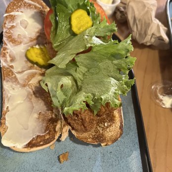 LuLu's Destin - Shrimp po-boy - Seafood Near Me - Destin, Florida