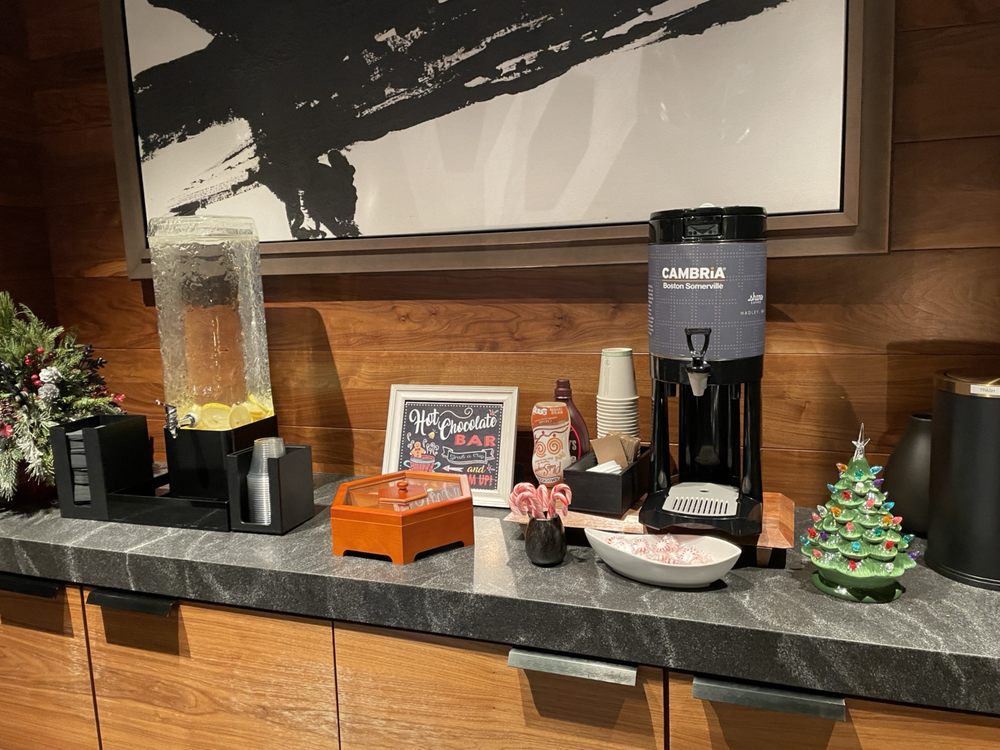 Cambria Hotel Boston Somerville