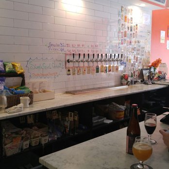 The Bier and Cheese Collective - Beer on tap - Beer Bar Near Me - Astoria, New York