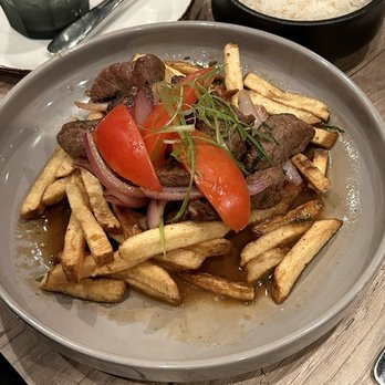 Limón - Lomo Saltado - Peruvian Near Me - Walnut Creek, California Limón - Lomo Saltado - Peruvian Near Me - Walnut Creek, California