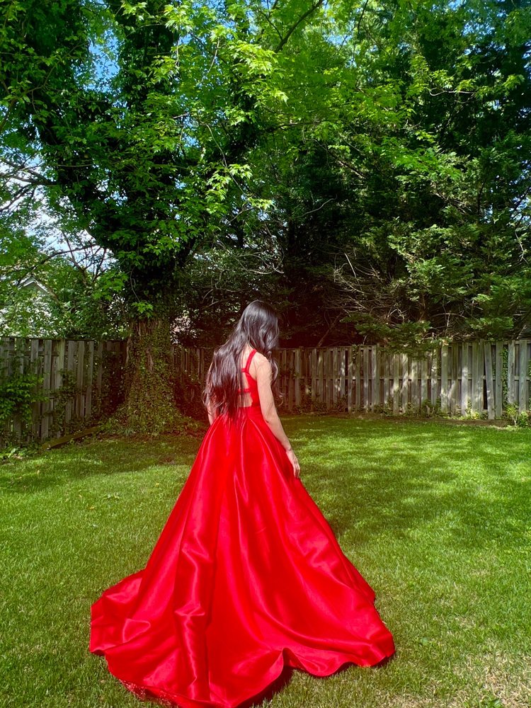 TRAN DRESSMAKING & ALTERATION Updated October 2024 Kensington