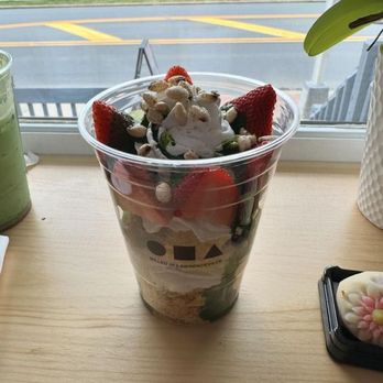Ooika - Parfait - Coffee & Tea Near Me - Lawrenceville, New Jersey