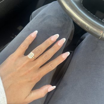 Nikki Nails - Nail Salons Near Me - Mount Prospect, Illinois