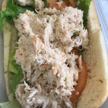 Fresh Catch - Crab sandwich - Hawaiian Near Me - Honolulu, Hawaii