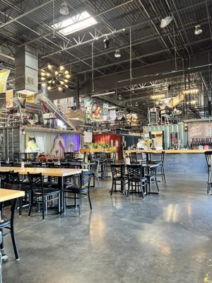 Deep Roots Winery & Bistro - RiNo by null