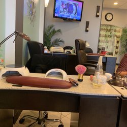 5th Avenue Nail Spa