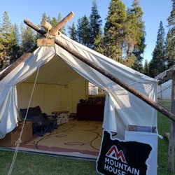 The Outbound's Pursuit Series: NorCal - These guys were giving away a ton of product