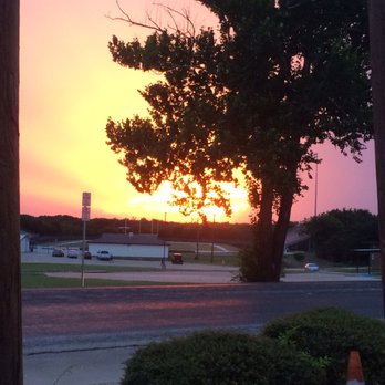 LoneStar Sno - It's a great place to watch the sunset! - Shaved Ice Near Me - Aledo, Texas