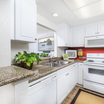 San Leon Villa Apartment Homes - Apartments Near Me - Irvine, California San Leon Villa Apartment Homes - Apartments Near Me - Irvine, California