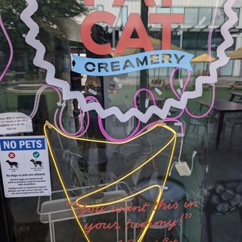 Fat Cat Creamery - Outside towards lawn - Desserts Near Me - Houston, Texas