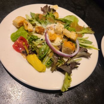 Johnny's Italian Steakhouse - Side Salad - Italian Near Me - Middleton, Wisconsin
