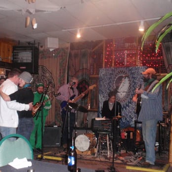 Rock Rabbit Art Gallery - Nightlife at Rock Rabbit - Art Galleries Near Me - Pinedale, Wyoming Rock Rabbit Art Gallery - Nightlife at Rock Rabbit - Art Galleries Near Me - Pinedale, Wyoming