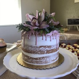 Naked cake with pink champagne cake and lemon filling