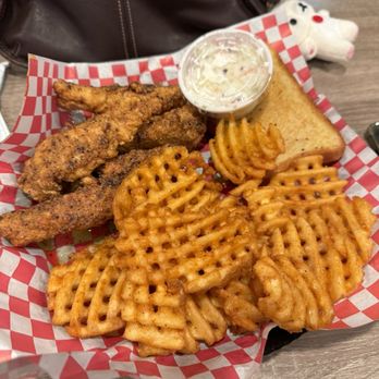 Top Tenders & Wings - 6-piece Lemon Pepper Meal - Chicken Wings Near Me - Redondo Beach, California