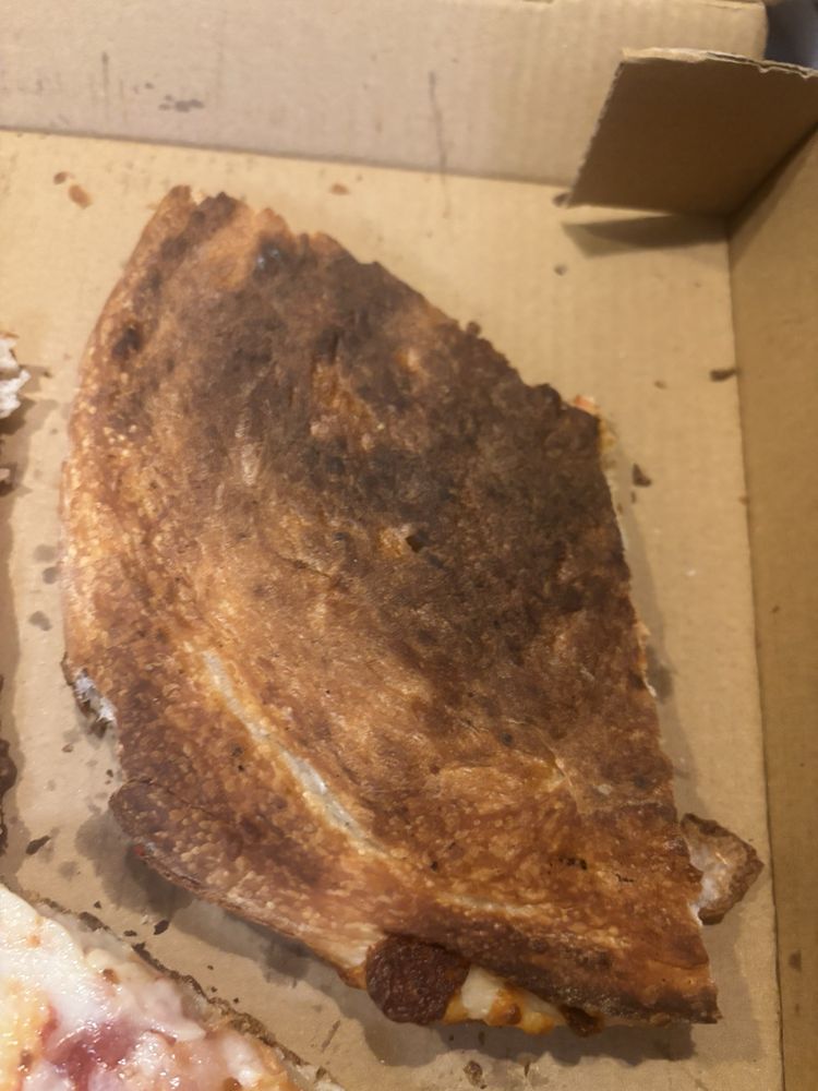 Food from Highlander Pizza