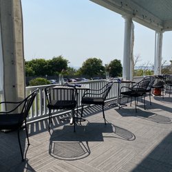 The Emerson Inn - The large veranda for cocktails, dinner or breakfast.