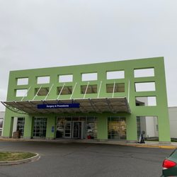 Central Washington Hospital & Clinics Campus - Surgery and procedures entrance