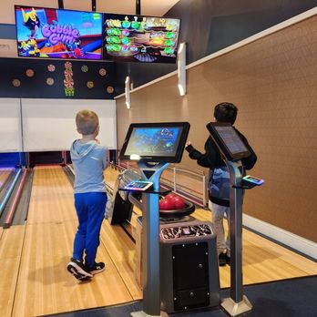 Sun Outdoors Myrtle Beach - Mini Bowling - Campgrounds Near Me - Conway, South Carolina Sun Outdoors Myrtle Beach - Mini Bowling - Campgrounds Near Me - Conway, South Carolina