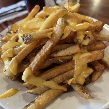 Fetch Bar & Grill - Cheez Fries - Bars Near Me - Warwick, New York