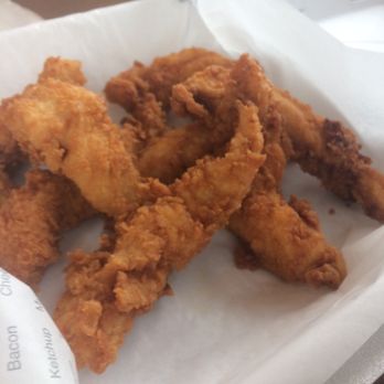 Hardee's - Burgers Near Me - Moorhead, Minnesota Hardee's - Burgers Near Me - Moorhead, Minnesota