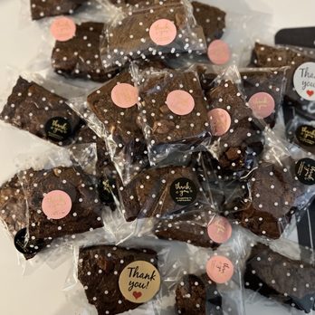 Ruth’s Kitchen - Brownie - Caterers Near Me Ruth’s Kitchen - Brownie - Caterers Near Me