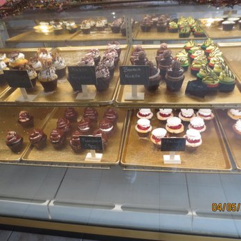 Sweet Mia's - Desserts Near Me - Plantsville, Connecticut Sweet Mia's - Desserts Near Me - Plantsville, Connecticut