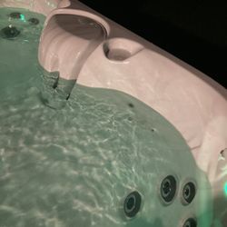 All Seasons Spas - Well, two weep holes and a padiddle