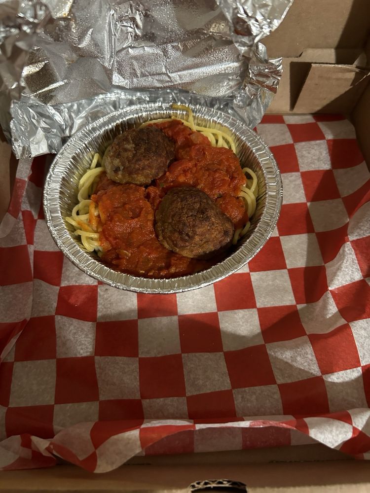 Pizza by the Sea at Market Shops of Miramar Beach Logo