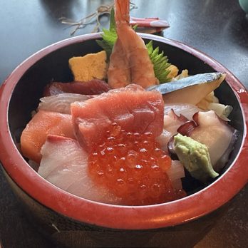 Mei Japanese Restaurant - Chirashi - Sushi Bars Near Me - Cincinnati, Ohio