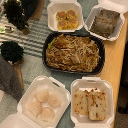 Dim sum & noodles to-go from Cheng's Dim sum & noodles to-go from Cheng's