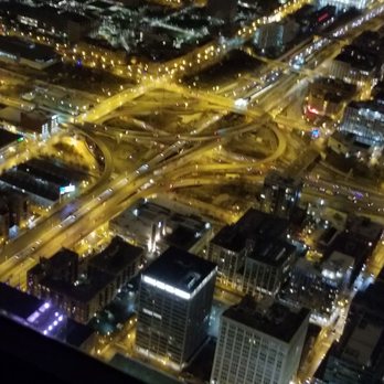 Willis Tower - Gotta love the interstate - Landmarks & Historical Buildings Near Me - Chicago, Illinois Willis Tower - Gotta love the interstate - Landmarks & Historical Buildings Near Me - Chicago, Illinois