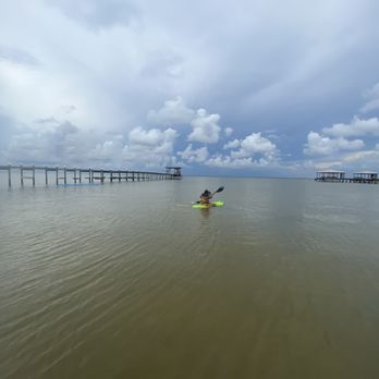 Dauphin Island - Calm waters - Local Flavor Near Me - Dauphin Island, Alabama Dauphin Island - Calm waters - Local Flavor Near Me - Dauphin Island, Alabama