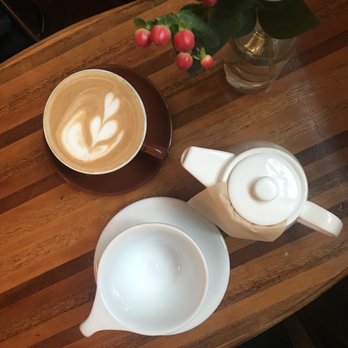 Rocanini Coffee Roasters - Latte & green tea - Coffee Roasteries Near Me - Vancouver, British Columbia