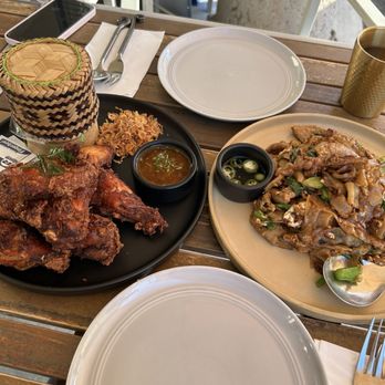 Hanuman Thai Eatery - pad see ew and fried chicken - Thai Near Me - Costa Mesa, California Hanuman Thai Eatery - pad see ew and fried chicken - Thai Near Me - Costa Mesa, California