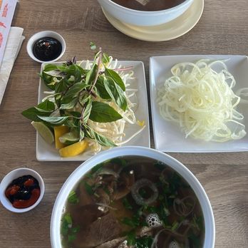 Pho Consomme - 1. Pho dac biet - Vietnamese Near Me - Gardena, California Pho Consomme - 1. Pho dac biet - Vietnamese Near Me - Gardena, California