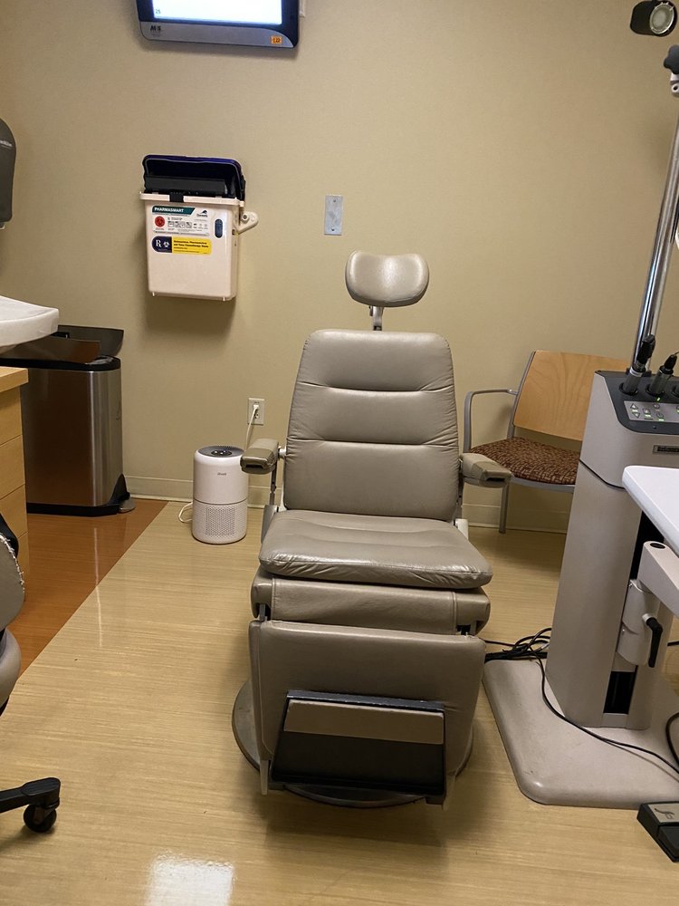 Byers Eye Institute - Stanford Hospital & Clinics