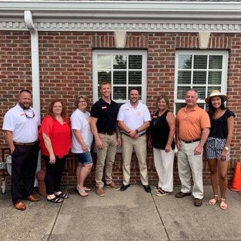 Lee Realty Group - Real Estate Agents Near Me - Dickson, Tennessee Lee Realty Group - Real Estate Agents Near Me - Dickson, Tennessee