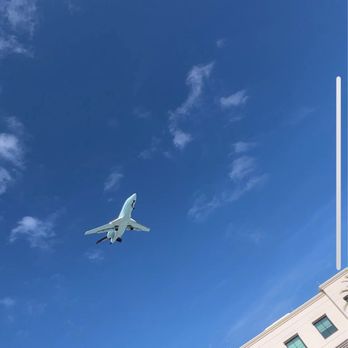 Hyatt House Naples/5th Avenue - Plane flying over so cool and so close! - Hotels Near Me - Naples, Florida Hyatt House Naples/5th Avenue - Plane flying over so cool and so close! - Hotels Near Me - Naples, Florida