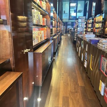 TASCHEN - Beverly Hills - Bookstores Near Me - Beverly Hills, California TASCHEN - Beverly Hills - Bookstores Near Me - Beverly Hills, California