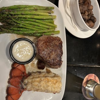 LongHorn Steakhouse - Flo's 9 oz filet with. Lobster tail and grilled asparagus with grilled mushrooms... ohhhhhhh HELLLLL YEA - Steakhouses Near Me - Augusta, Maine